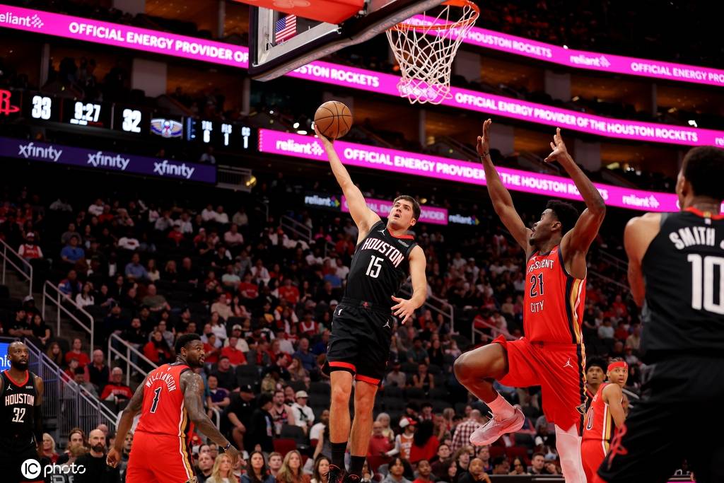 杜兰特32分&中投绝杀默里35分 阿门23+12火箭险胜鹈鹕